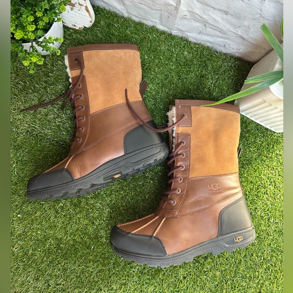 Butte II Waterproof Winter Boot
UGG size 5 unisex 
$130.00 gently used - Picture 8 of 16